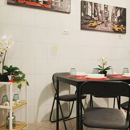 Salernoroomstation Apartment