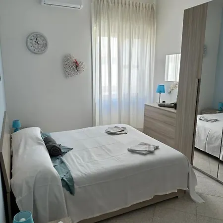 Salernoroomstation Apartment
