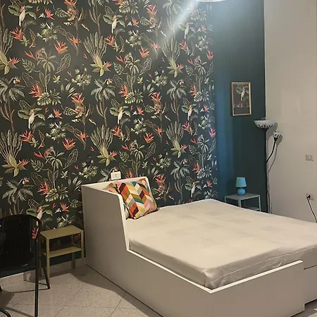 Salernoroomstation Apartment